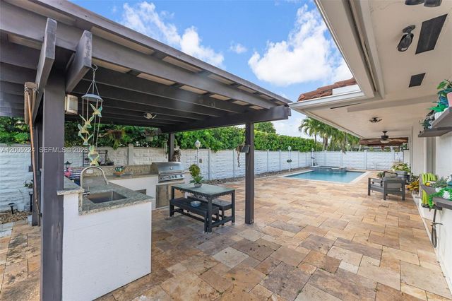 3160 SW 142nd Ave, Miami, FL 33175