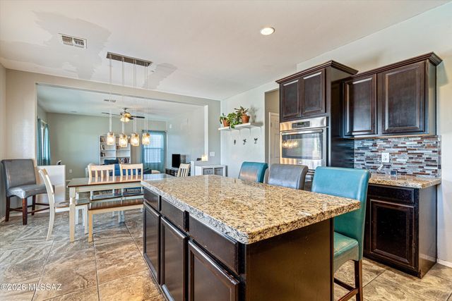 12354 E Calle Riobamba, Vail, AZ 85641