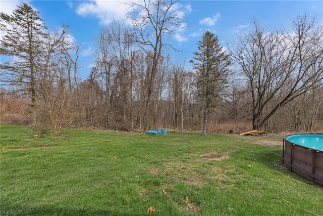 204 Hollowvue Road, Big Beaver, PA 16157