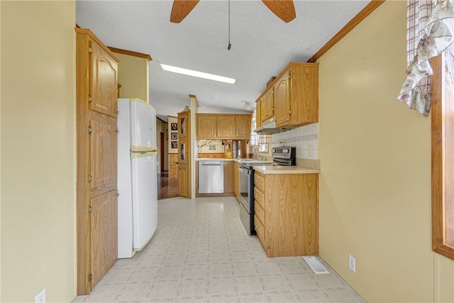 204 Hollowvue Road, Big Beaver, PA 16157