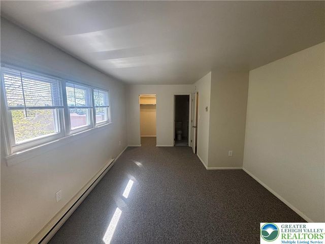 5 Stonewood Place, Catasauqua Boro, PA 18032