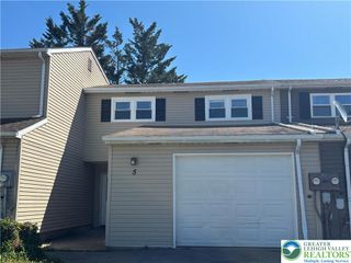 5 Stonewood Place, Catasauqua Boro, PA 18032