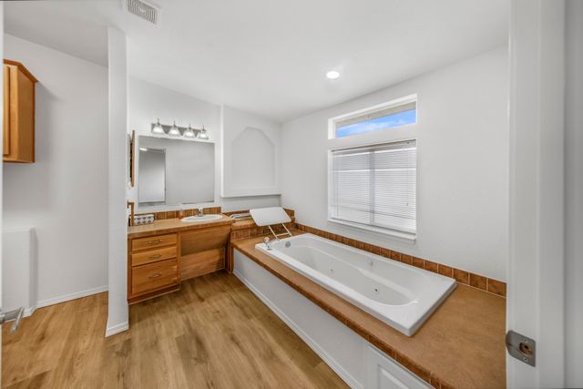 16515 E Main Ave, Spokane Valley, WA 99037