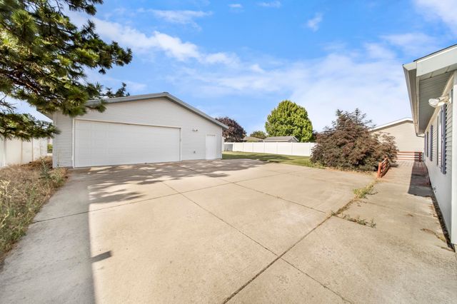 16515 E Main Ave, Spokane Valley, WA 99037