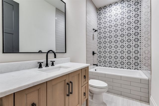 7430 Woodstream Road, Midlothian, TX 76065
