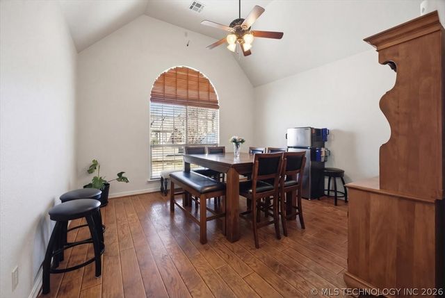 9112 N 139th East Avenue, Owasso, OK 74055