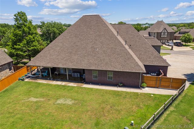 9112 N 139th East Avenue, Owasso, OK 74055