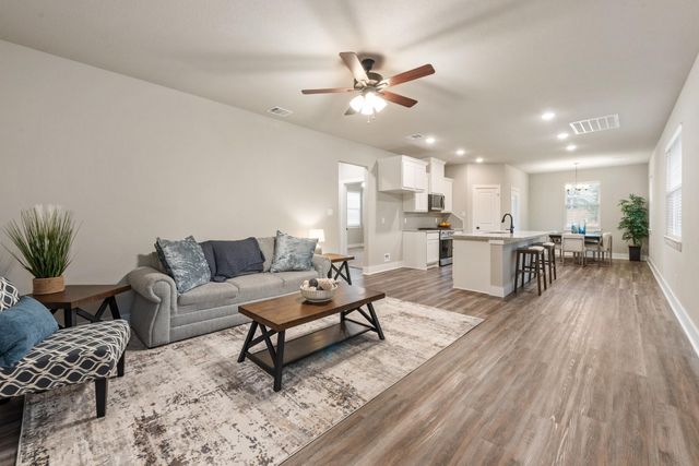 913 Fork Court, College Station, TX 77845