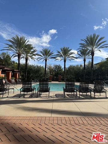 65 Plateau, Irvine, CA 92618