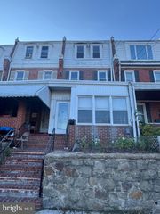 909 S BROOM ST, Wilmington, DE 19805