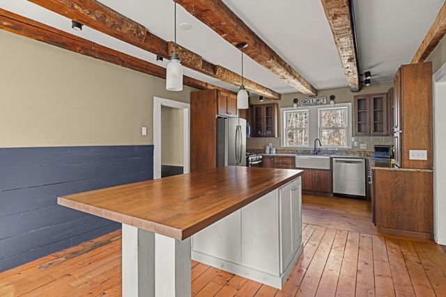 91 Manlin Road, Fayston, VT 05673