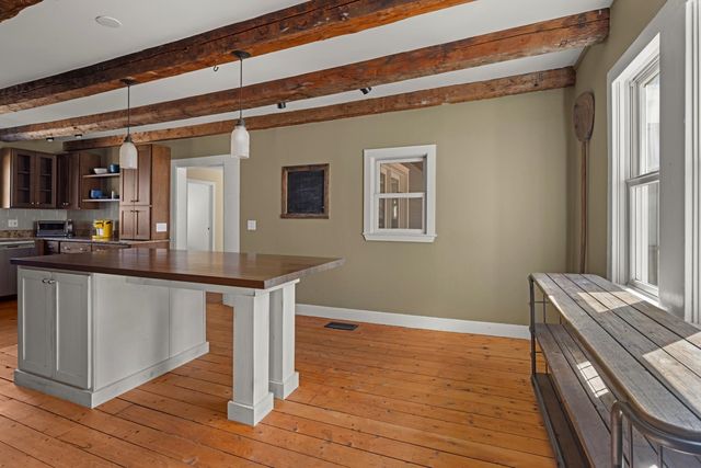 91 Manlin Road, Fayston, VT 05673