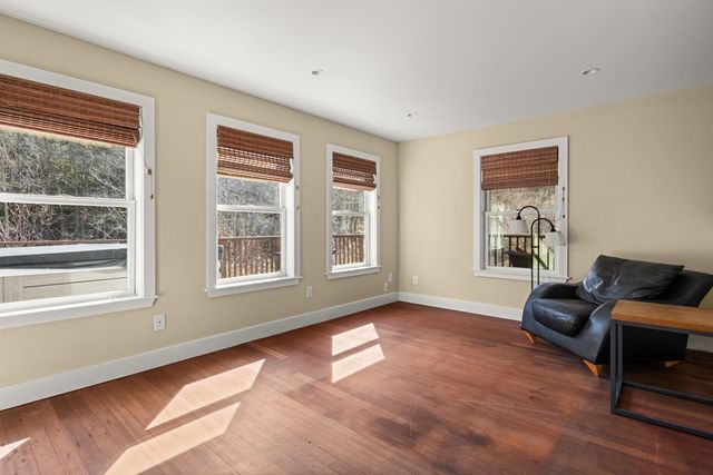 91 Manlin Road, Fayston, VT 05673