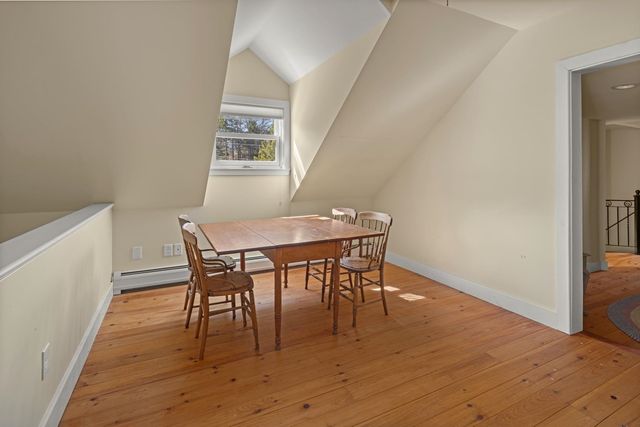 91 Manlin Road, Fayston, VT 05673