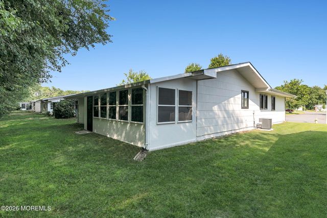 49 Markham Road, Brick, NJ 08724