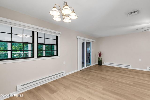 49 Markham Road, Brick, NJ 08724