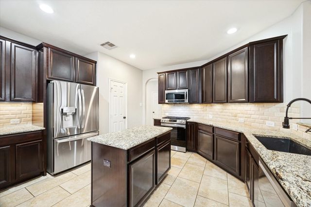 9106 Silverton Star Lane, Houston, TX 77070