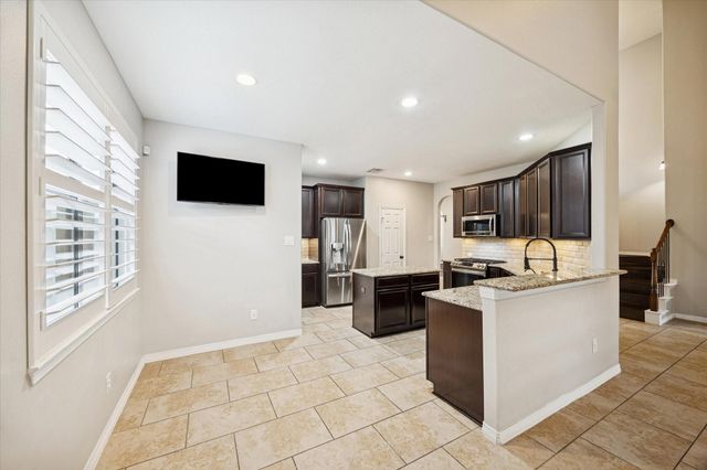 9106 Silverton Star Lane, Houston, TX 77070