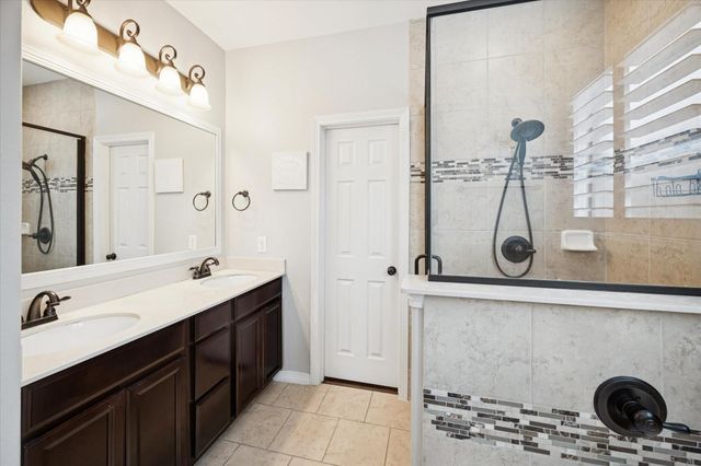 9106 Silverton Star Lane, Houston, TX 77070