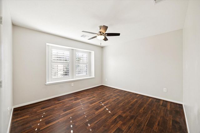 9106 Silverton Star Lane, Houston, TX 77070