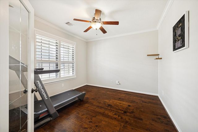 9106 Silverton Star Lane, Houston, TX 77070