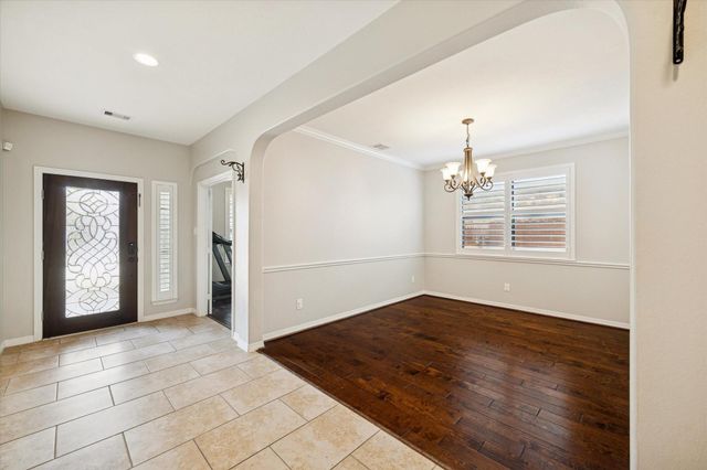 9106 Silverton Star Lane, Houston, TX 77070