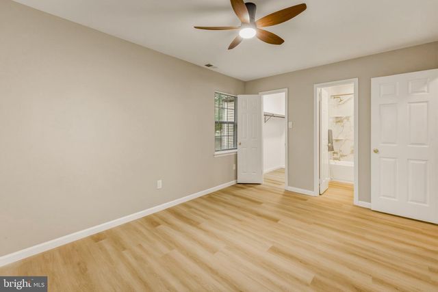 20 OLEANDER CT, Mount Laurel, NJ 08054