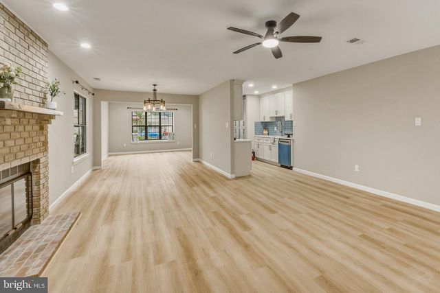 20 OLEANDER CT, Mount Laurel, NJ 08054