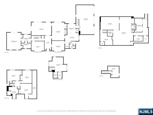 2 Canoe Lane, Roseland, NJ 07068