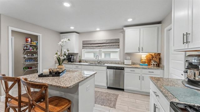 5280 TENNESSEE RIDGE COURT, Auburndale, FL 33823