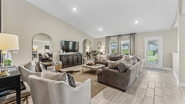 5280 TENNESSEE RIDGE COURT, Auburndale, FL 33823