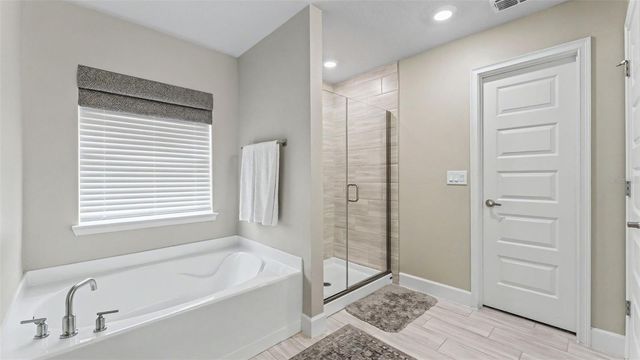 5280 TENNESSEE RIDGE COURT, Auburndale, FL 33823