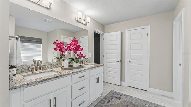 5280 TENNESSEE RIDGE COURT, Auburndale, FL 33823