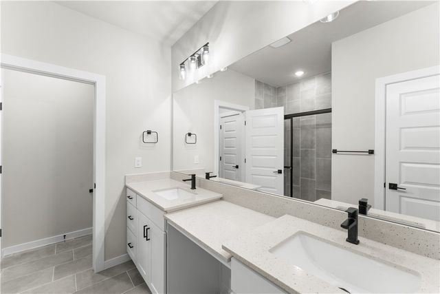 6000 SW Bear Creek Avenue, Bentonville, AR 72713