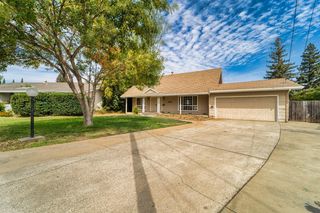 925 Starlite Ln, Yuba City, CA 95991