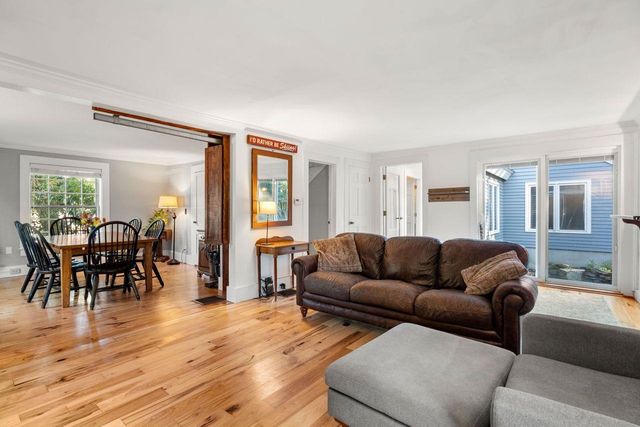 29 Middle Street, Amherst, NH 03031