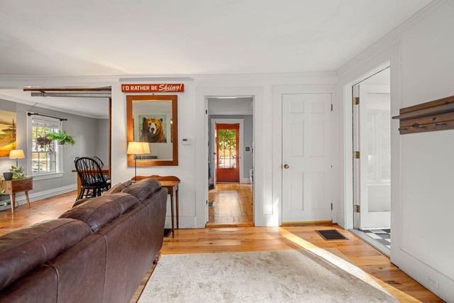 29 Middle Street, Amherst, NH 03031
