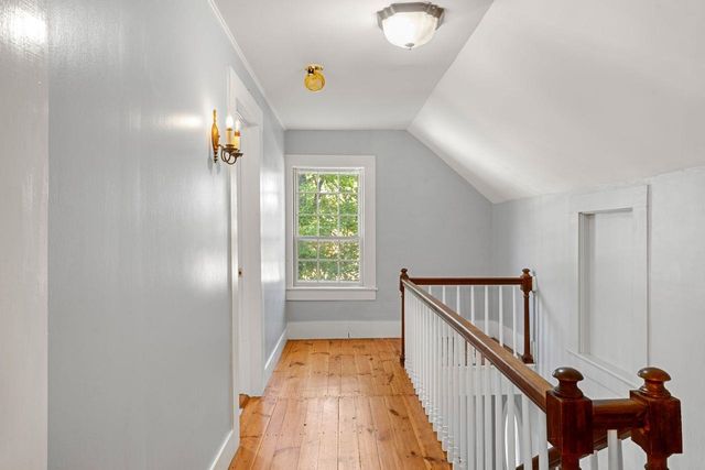 29 Middle Street, Amherst, NH 03031