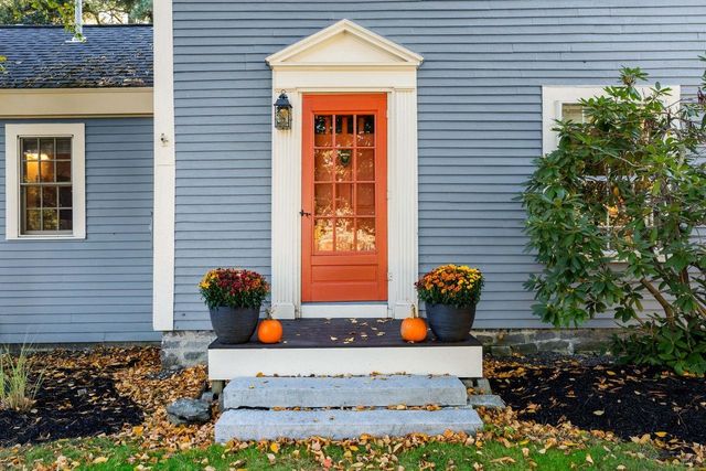 29 Middle Street, Amherst, NH 03031
