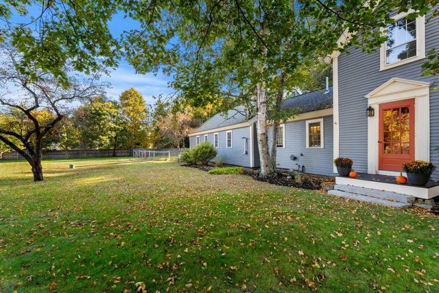 29 Middle Street, Amherst, NH 03031