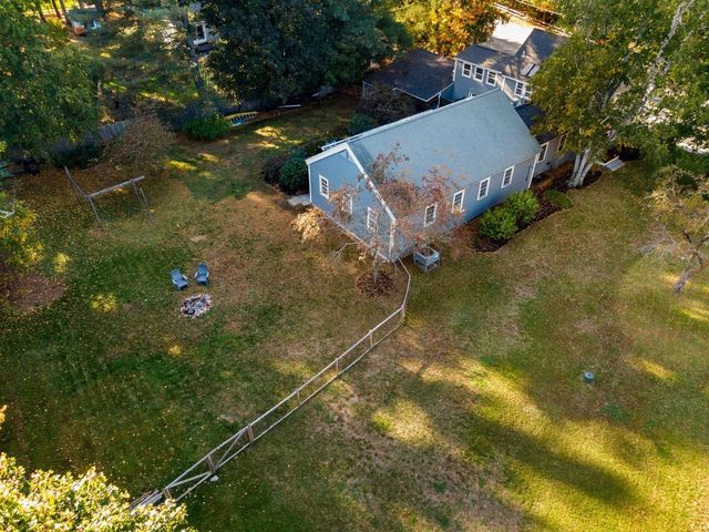 29 Middle Street, Amherst, NH 03031