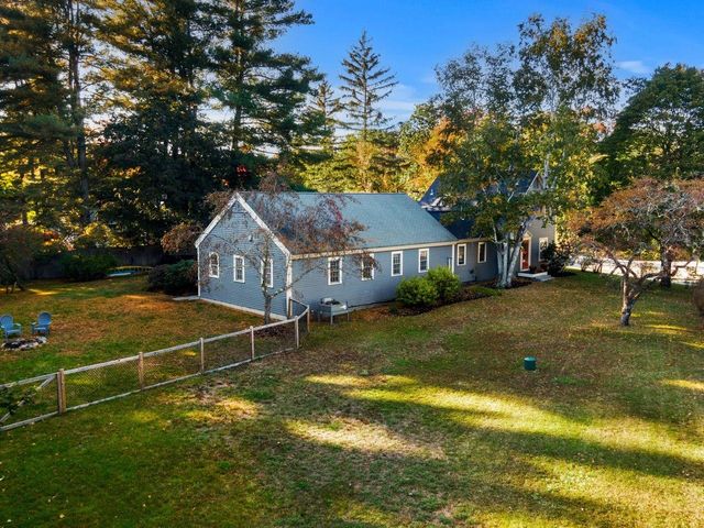 29 Middle Street, Amherst, NH 03031
