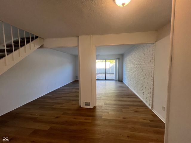 7348 Countrybrook Drive, Indianapolis, IN 46260