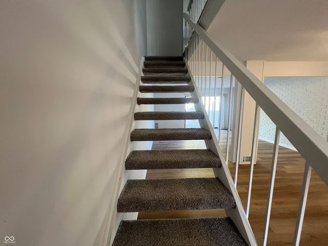 7348 Countrybrook Drive, Indianapolis, IN 46260