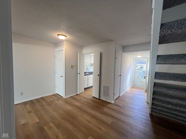 7348 Countrybrook Drive, Indianapolis, IN 46260