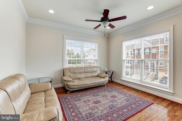 43538 HERITAGE GAP TER, Chantilly, VA 20152