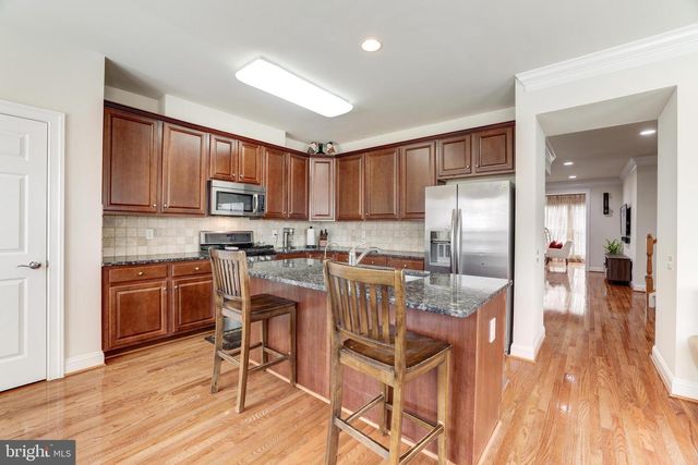 43538 HERITAGE GAP TER, Chantilly, VA 20152