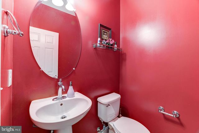 43538 HERITAGE GAP TER, Chantilly, VA 20152