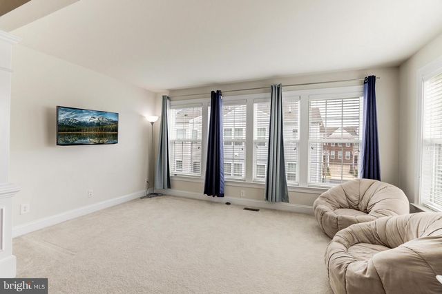 43538 HERITAGE GAP TER, Chantilly, VA 20152