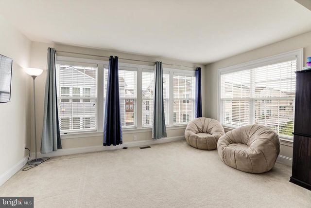 43538 HERITAGE GAP TER, Chantilly, VA 20152
